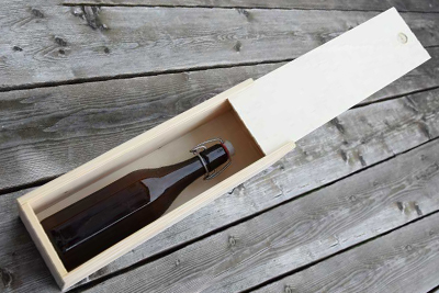 Holzträger 1 Flasche - hopfen hohenester kirchdorf - produktion von pellets und extrakt